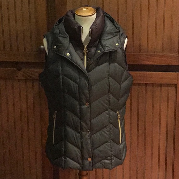 Michael Kors Jackets & Blazers - Michael Kors Puffer Vest w/hood Size L